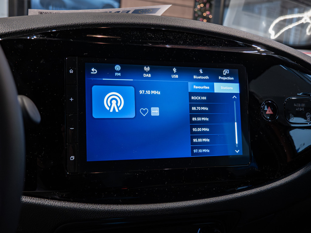 Fahrzeugansicht TOYOTA Aygo X Hybrid Teamplayer - Bild 11