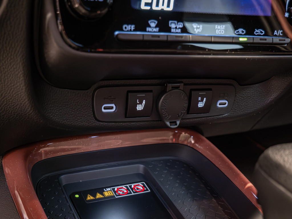 Fahrzeugansicht TOYOTA Aygo X Hybrid Teamplayer - Bild 17