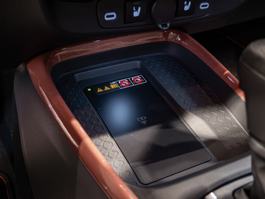 Fahrzeugansicht TOYOTA Aygo X Hybrid Teamplayer - Bild 18