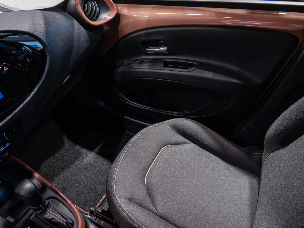 Fahrzeugansicht TOYOTA Aygo X Hybrid Teamplayer - Bild 21