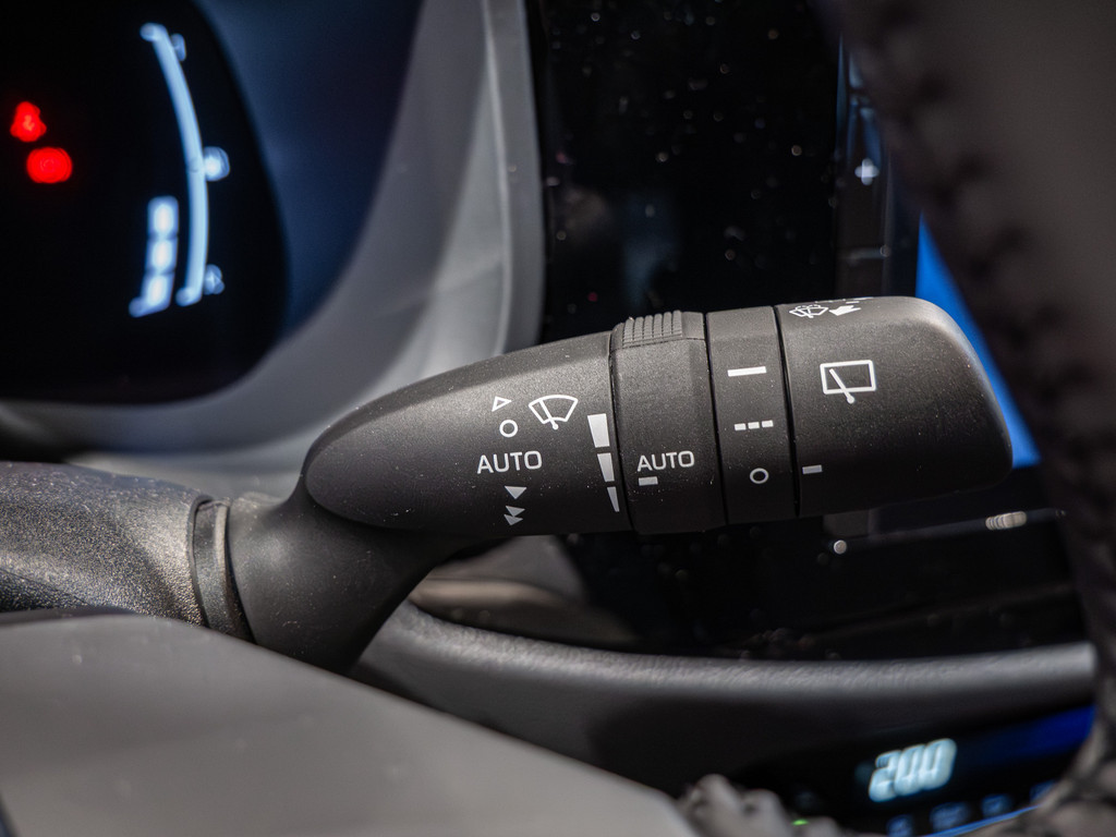 Fahrzeugansicht TOYOTA Aygo X Hybrid Teamplayer - Bild 26