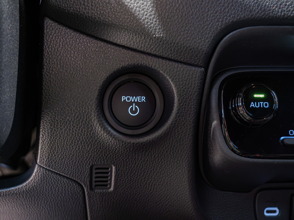 Fahrzeugansicht TOYOTA Aygo X Hybrid Teamplayer - Bild 29