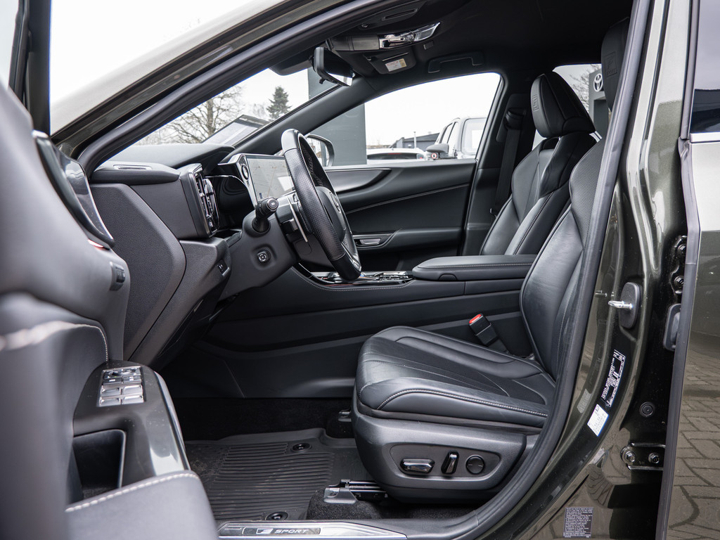 Fahrzeugansicht LEXUS NX 450h + F Sport - Bild 3