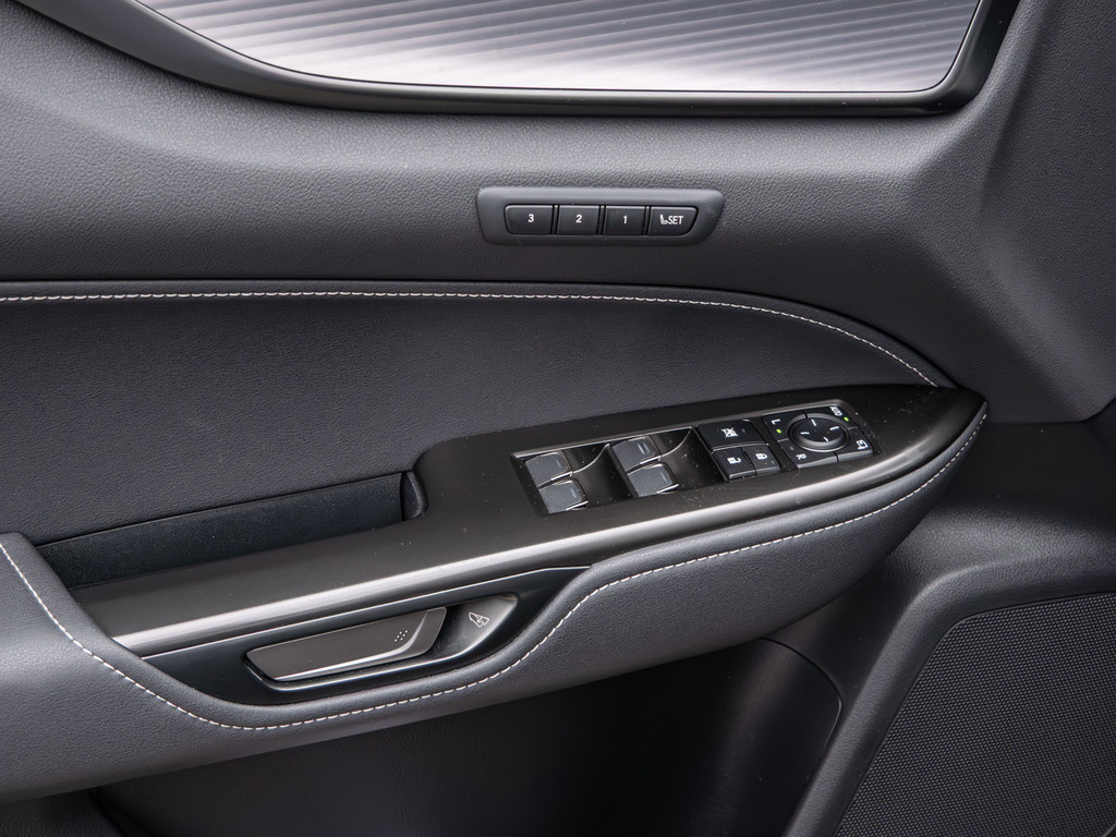 Fahrzeugansicht LEXUS NX 450h + F Sport - Bild 30