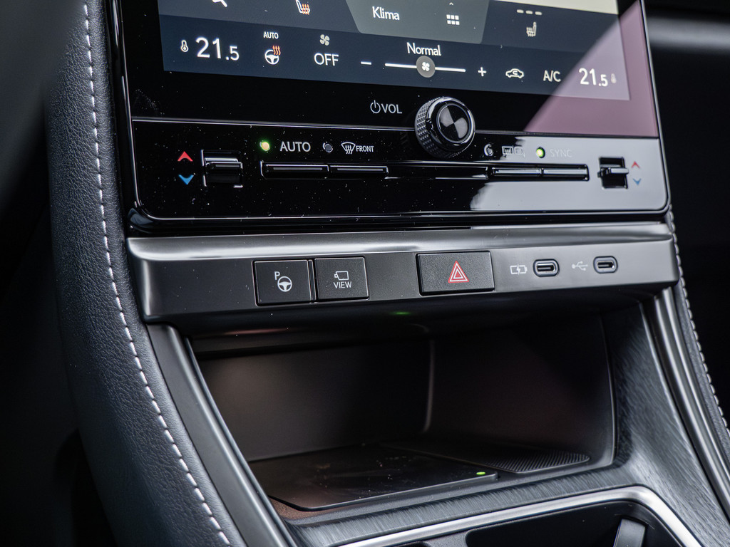 Fahrzeugansicht LEXUS LBX Relax - Bild 15