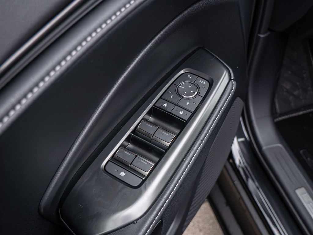 Fahrzeugansicht LEXUS LBX Relax - Bild 33