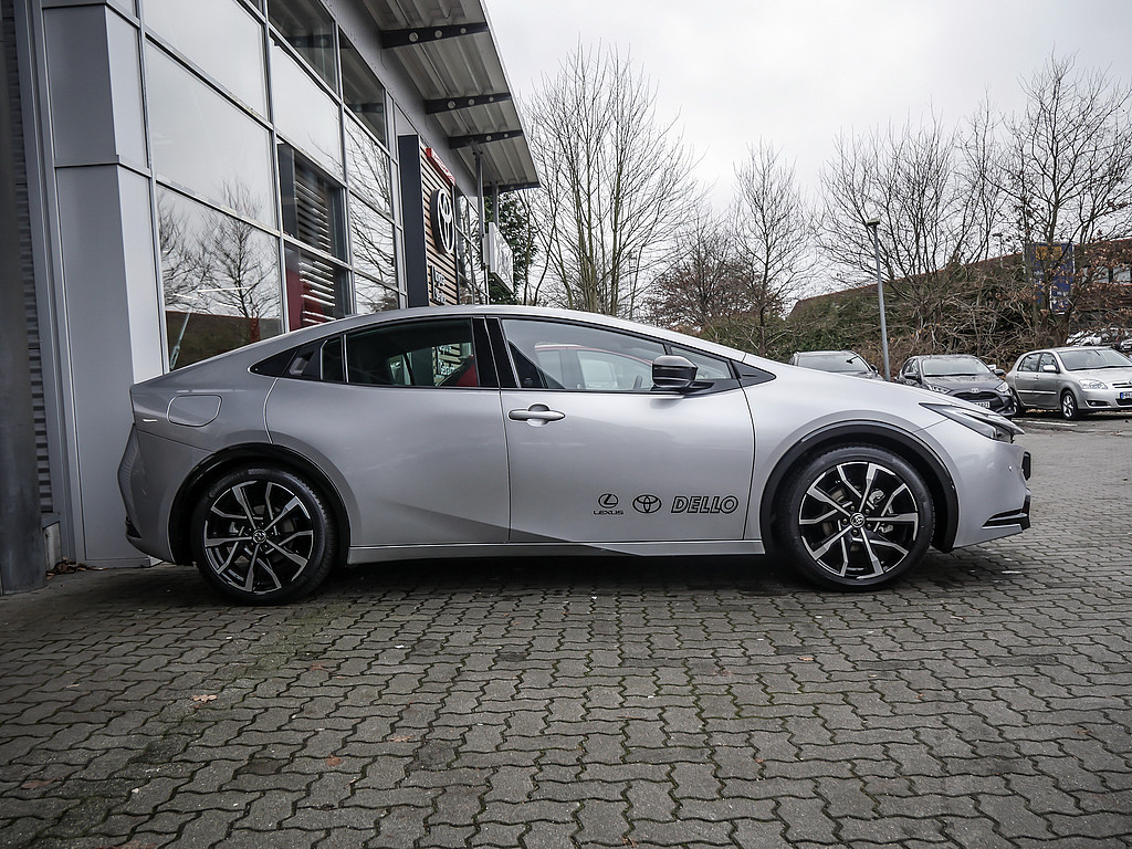 Fahrzeugansicht TOYOTA Prius 2.0 Plug-in Hybrid Executive - Bild 23