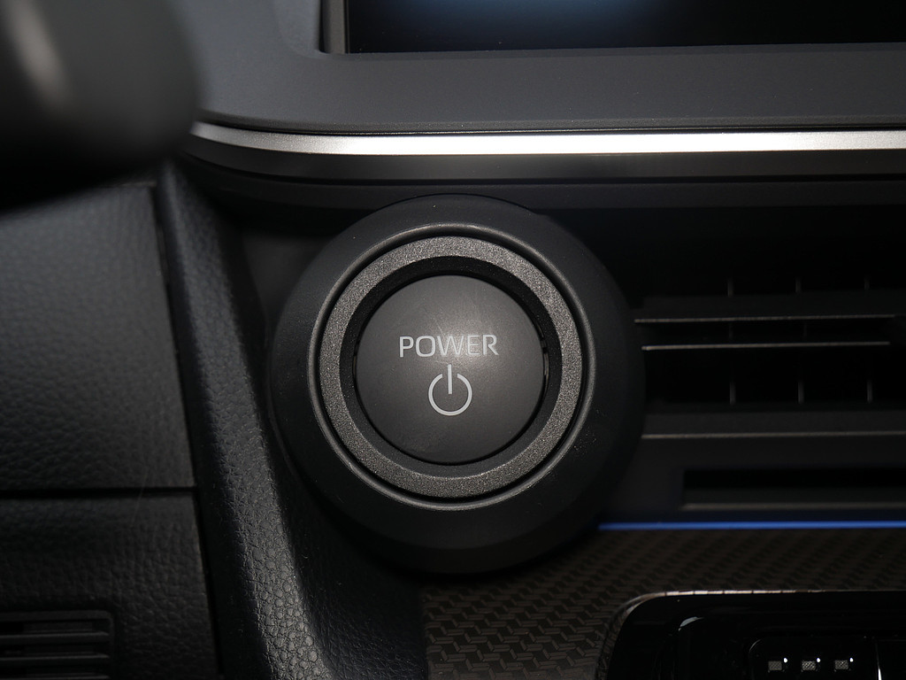 Fahrzeugansicht TOYOTA Prius 2.0 Plug-in Hybrid Executive - Bild 27