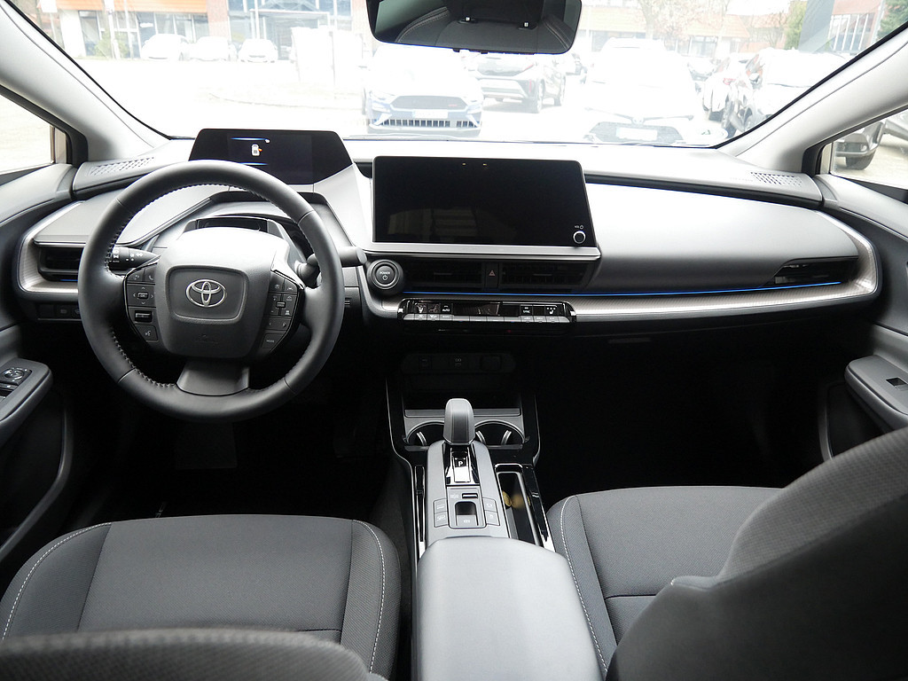 Fahrzeugansicht TOYOTA Prius 2.0 Plug-in Hybrid Executive - Bild 39