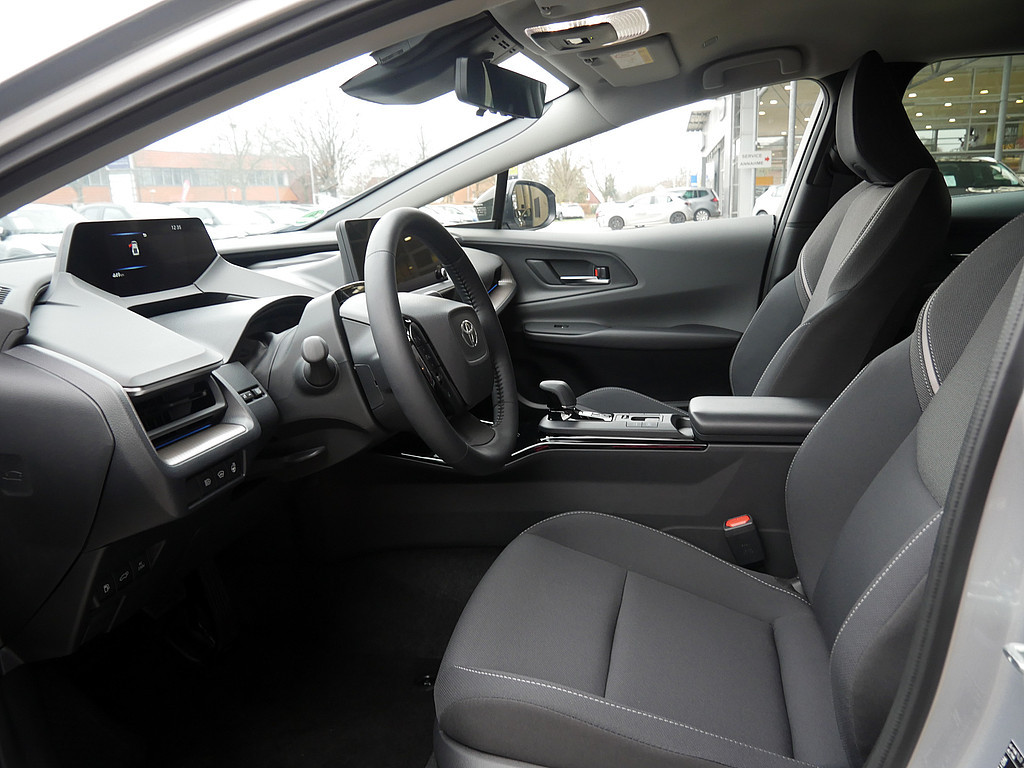 Fahrzeugansicht TOYOTA Prius 2.0 Plug-in Hybrid Executive - Bild 7