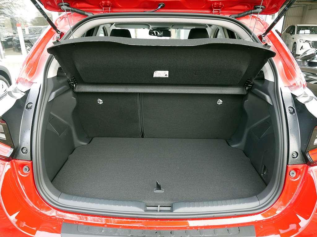 Fahrzeugansicht TOYOTA Yaris Hybrid 1.5 VVT-iE Teamplayer - Bild 6