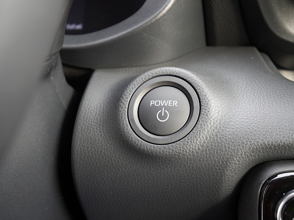 Fahrzeugansicht TOYOTA Yaris Hybrid 1.5 VVT-iE Teamplayer - Bild 26