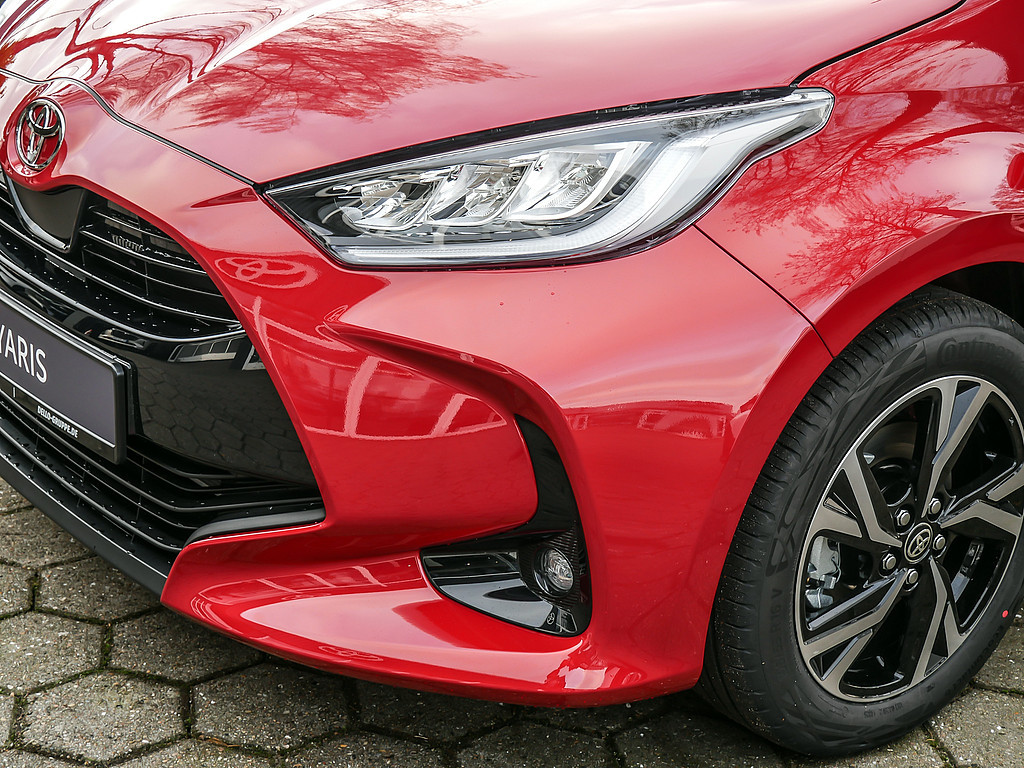 Fahrzeugansicht TOYOTA Yaris Hybrid 1.5 VVT-iE Teamplayer - Bild 28