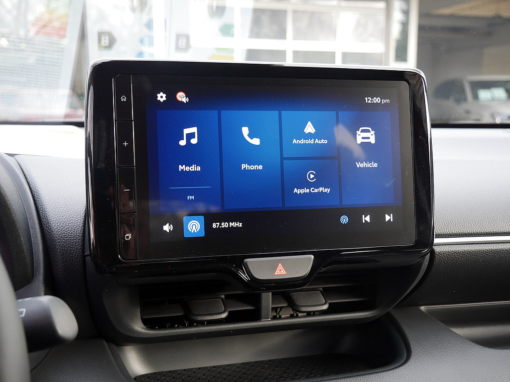 Fahrzeugansicht TOYOTA Yaris Hybrid 1.5 VVT-iE Teamplayer - Bild 10