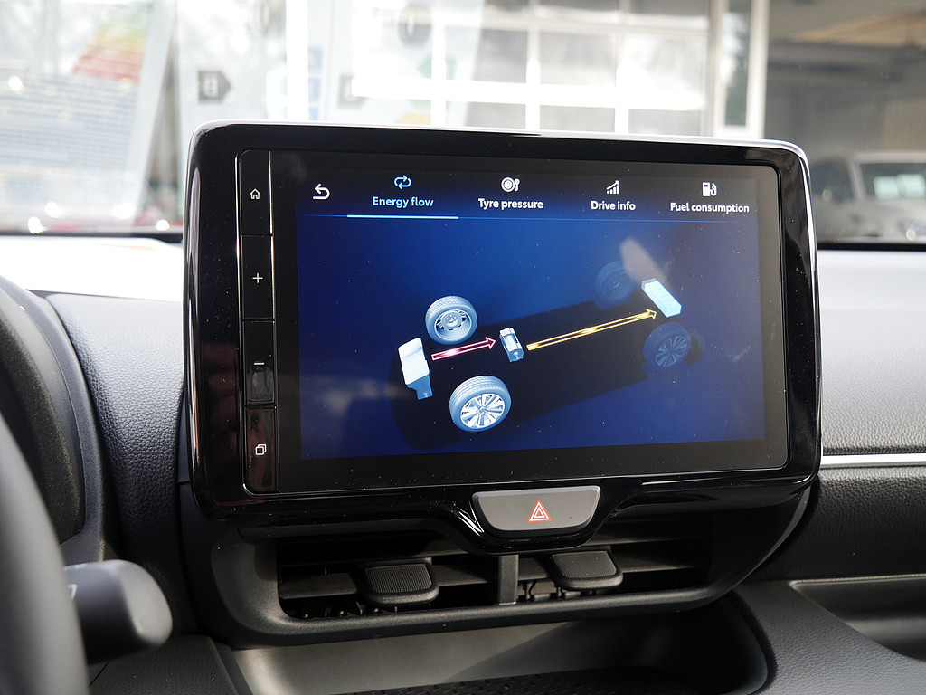 Fahrzeugansicht TOYOTA Yaris Hybrid 1.5 VVT-iE Teamplayer - Bild 13