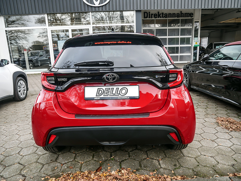 Fahrzeugansicht TOYOTA Yaris Hybrid 1.5 VVT-iE Teamplayer - Bild 33