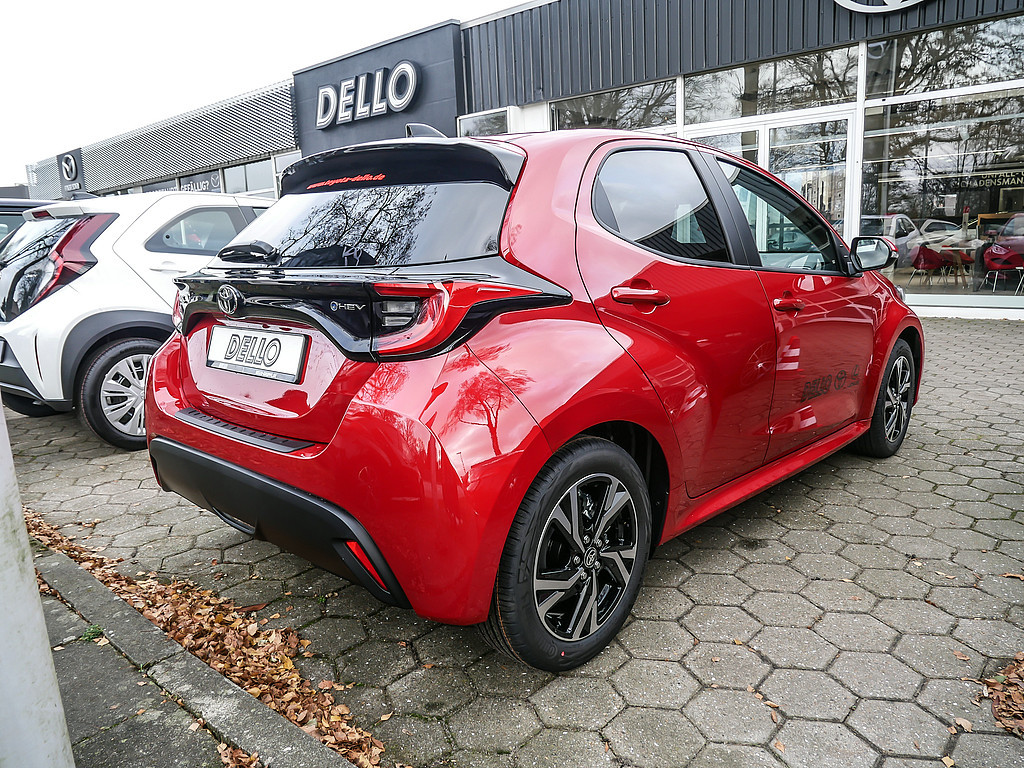 Fahrzeugansicht TOYOTA Yaris Hybrid 1.5 VVT-iE Teamplayer - Bild 34