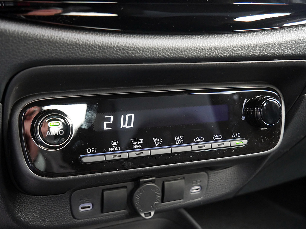 Fahrzeugansicht TOYOTA Aygo X 1.5 Hybrid Pure 85 kW - Bild 14