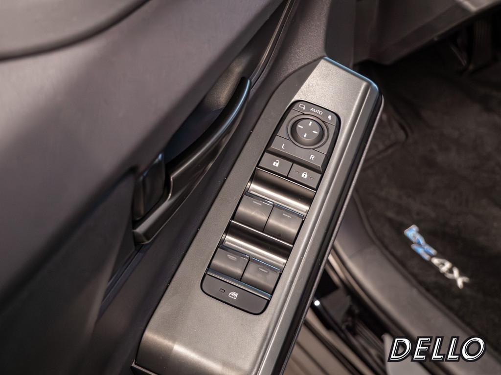 Fahrzeugansicht TOYOTA bZ4X Teamplayer - Bild 33