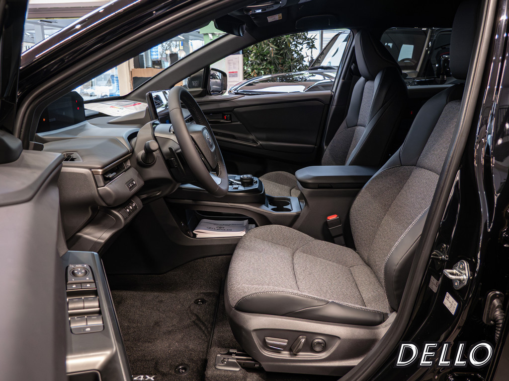 Fahrzeugansicht TOYOTA bZ4X Teamplayer - Bild 41