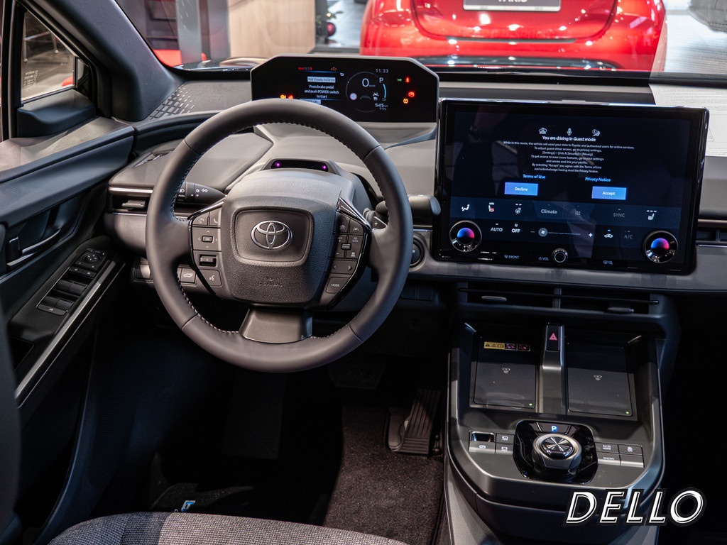 Fahrzeugansicht TOYOTA bZ4X Teamplayer - Bild 5