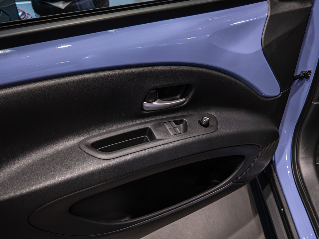 Fahrzeugansicht TOYOTA Aygo X Hybrid 1.5 L Lounge - Bild 35