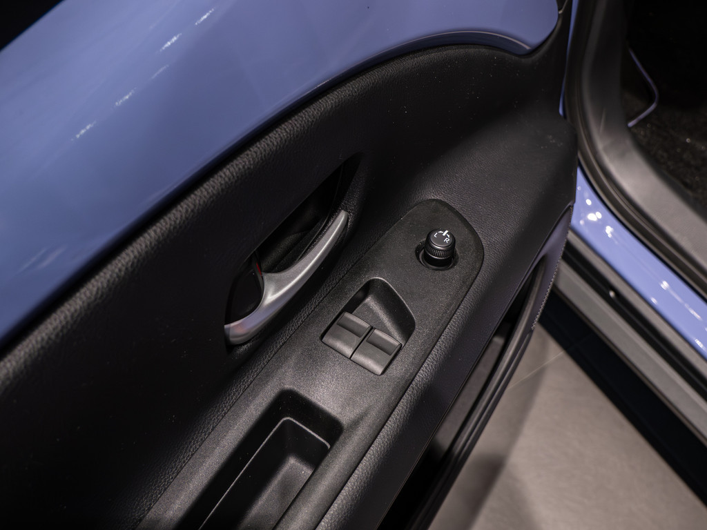 Fahrzeugansicht TOYOTA Aygo X Hybrid 1.5 L Lounge - Bild 36