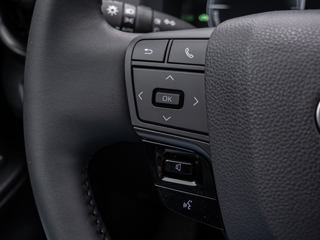 Fahrzeugansicht TOYOTA C-HR 1.8 Hybrid FWD Teamplayer - Bild 30