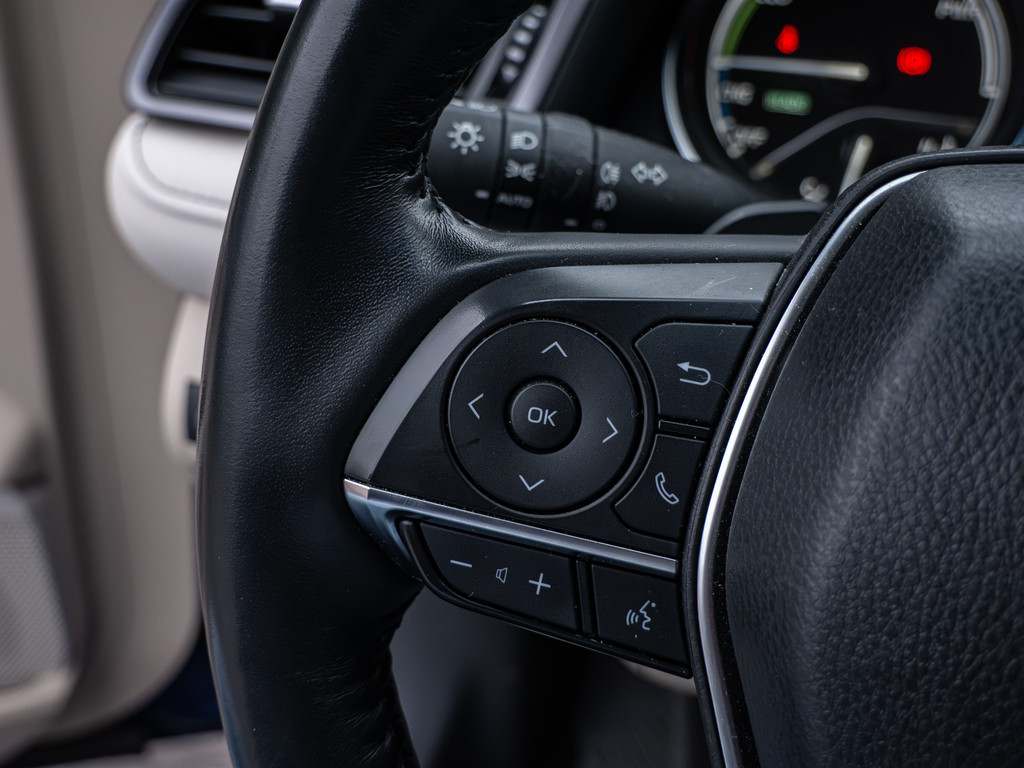 Fahrzeugansicht TOYOTA Camry 2.5 Hybrid Executive - Bild 24