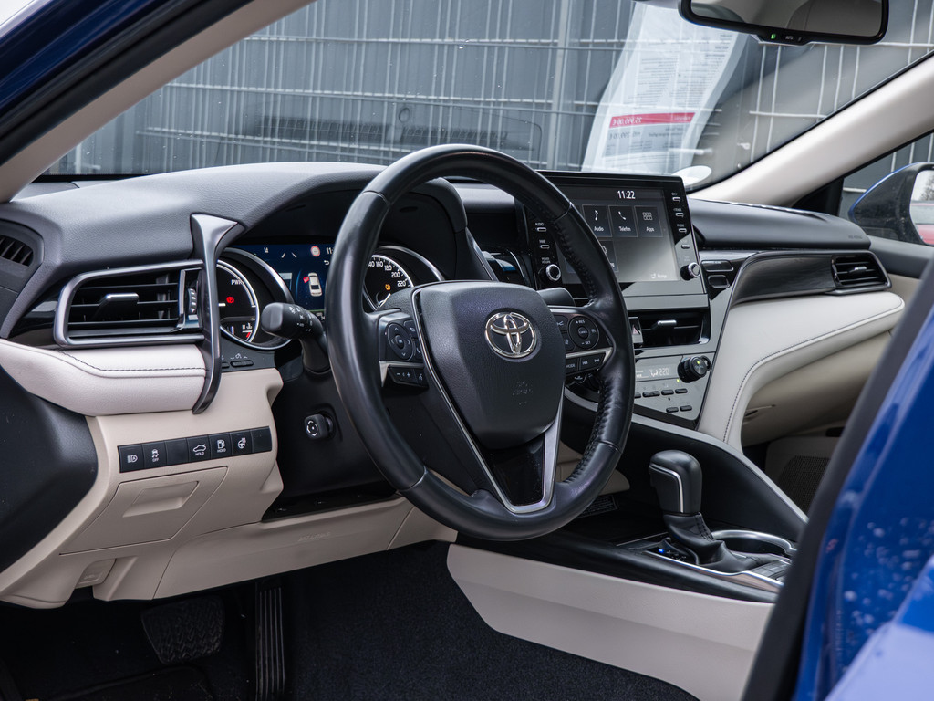 Fahrzeugansicht TOYOTA Camry 2.5 Hybrid Executive - Bild 28