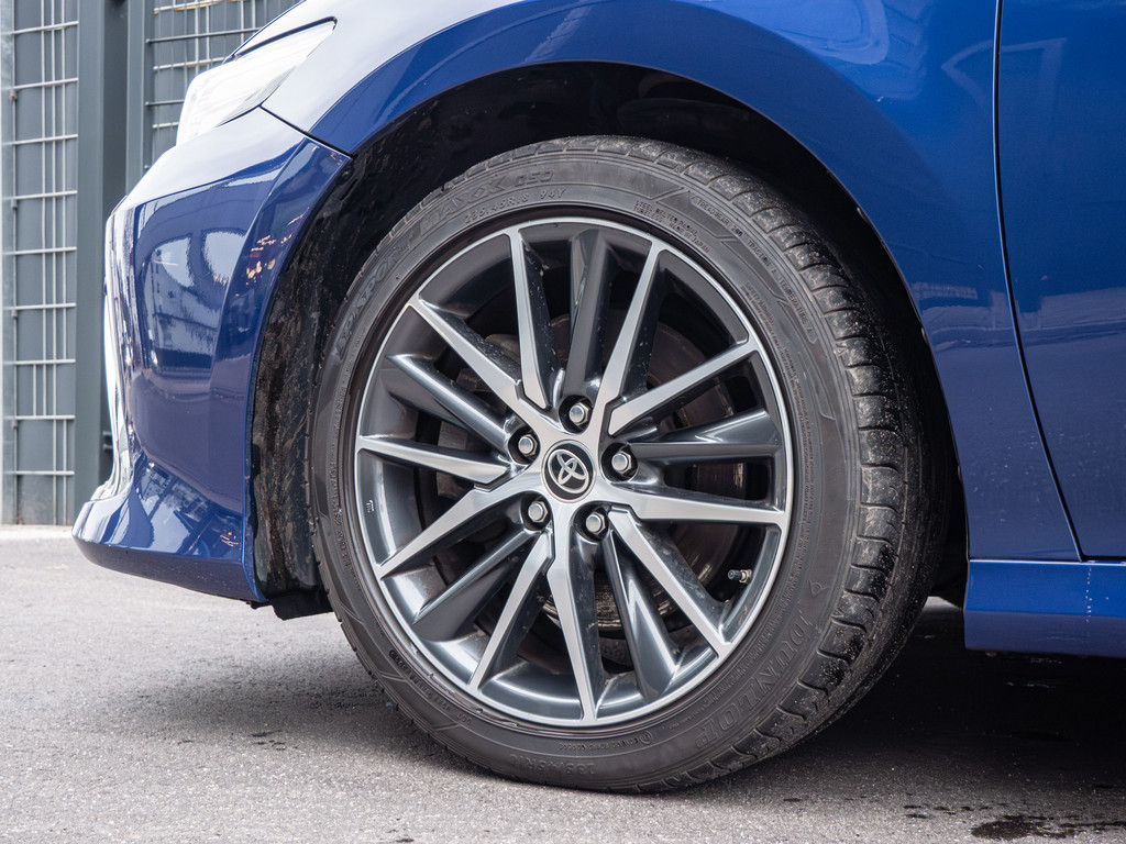 Fahrzeugansicht TOYOTA Camry 2.5 Hybrid Executive - Bild 39