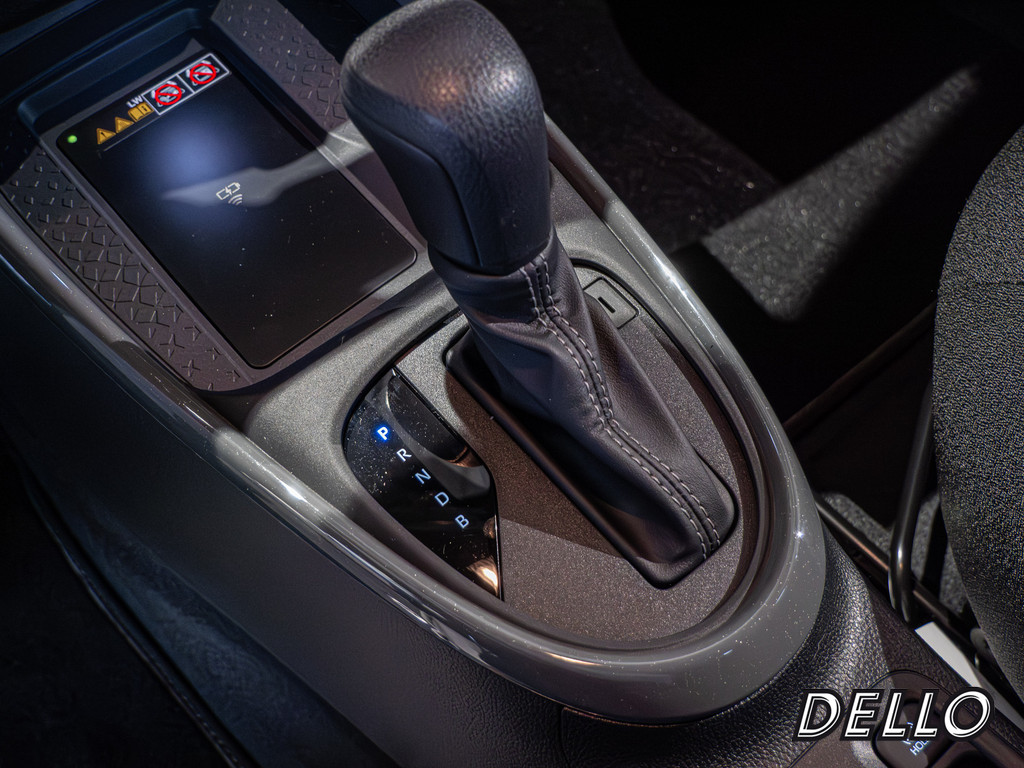 Fahrzeugansicht TOYOTA Solterra Platinum - Bild 19