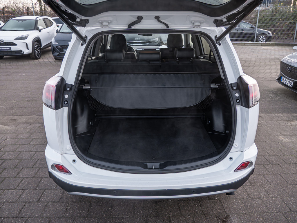 Fahrzeugansicht TOYOTA RAV4 2.5 Hybrid Executive - Bild 8