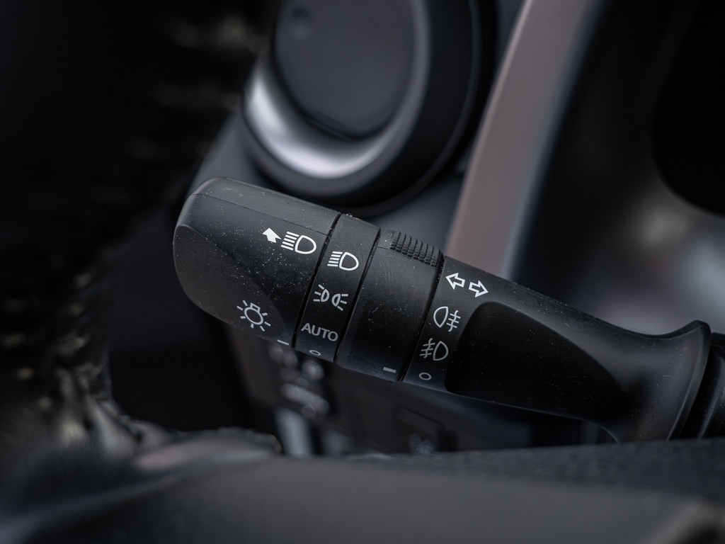 Fahrzeugansicht TOYOTA RAV4 2.5 Hybrid Executive - Bild 21