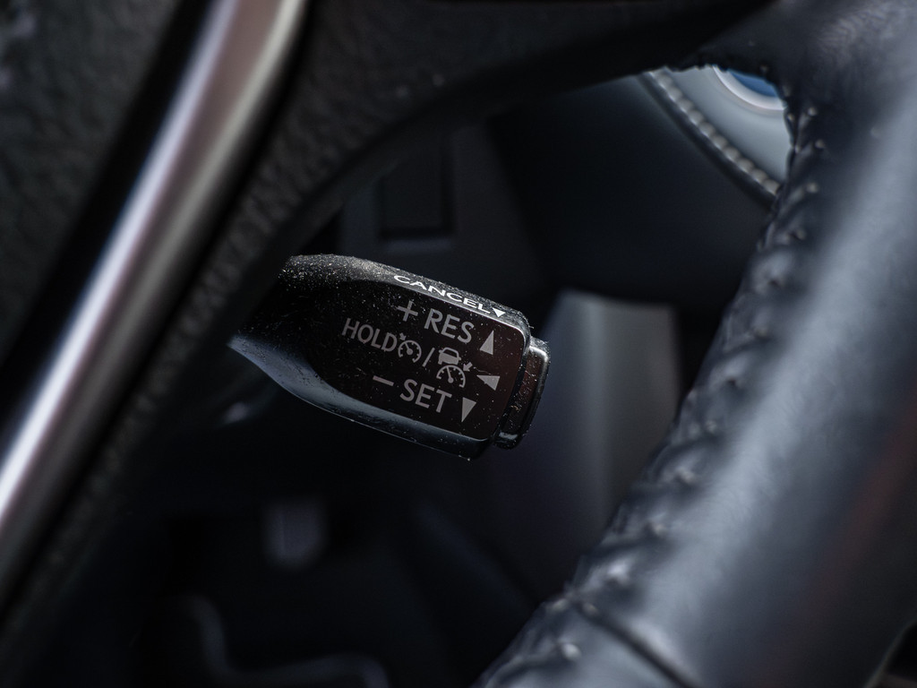 Fahrzeugansicht TOYOTA RAV4 2.5 Hybrid Executive - Bild 25