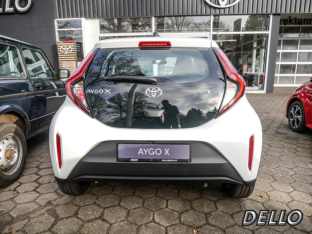 Fahrzeugansicht TOYOTA Aygo X 1.5 Hybrid Pure *Bestellfahrzeug* - Bild 28