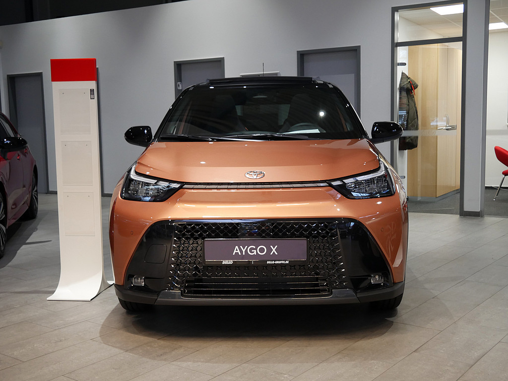 Fahrzeugansicht TOYOTA Aygo X 1.5 Hybrid Lounge - Bild 12