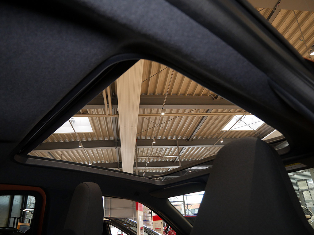 Fahrzeugansicht TOYOTA Aygo X 1.5 Hybrid Lounge - Bild 41