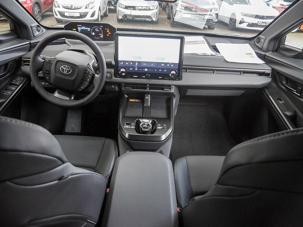 Fahrzeugansicht TOYOTA bZ4X AWD Lounge MJ26 - Bild 3