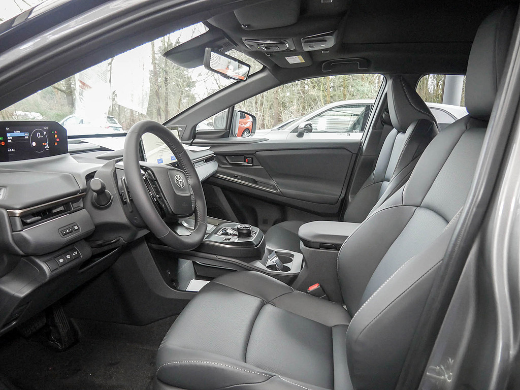 Fahrzeugansicht TOYOTA bZ4X AWD Lounge MJ26 - Bild 13