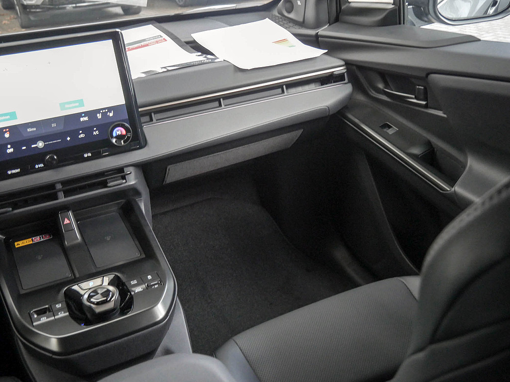 Fahrzeugansicht TOYOTA bZ4X AWD Lounge MJ26 - Bild 5