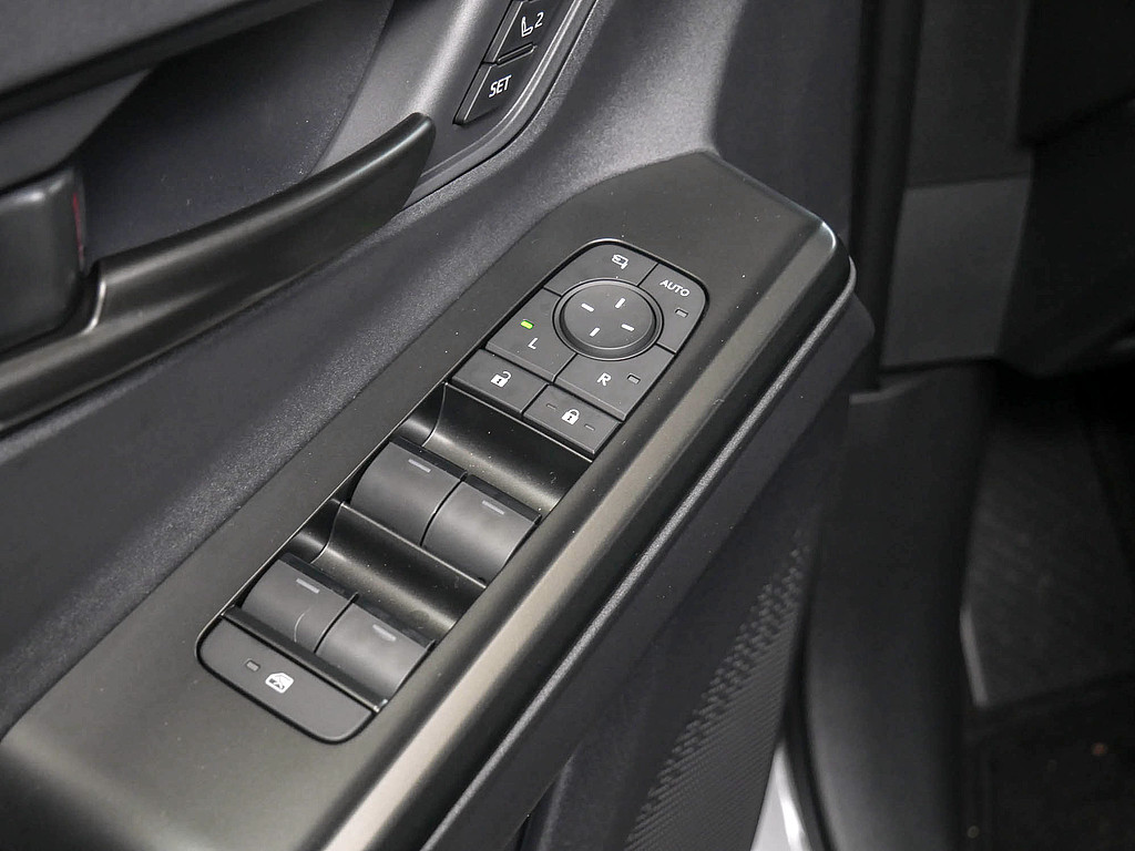 Fahrzeugansicht TOYOTA bZ4X AWD Lounge MJ26 - Bild 14