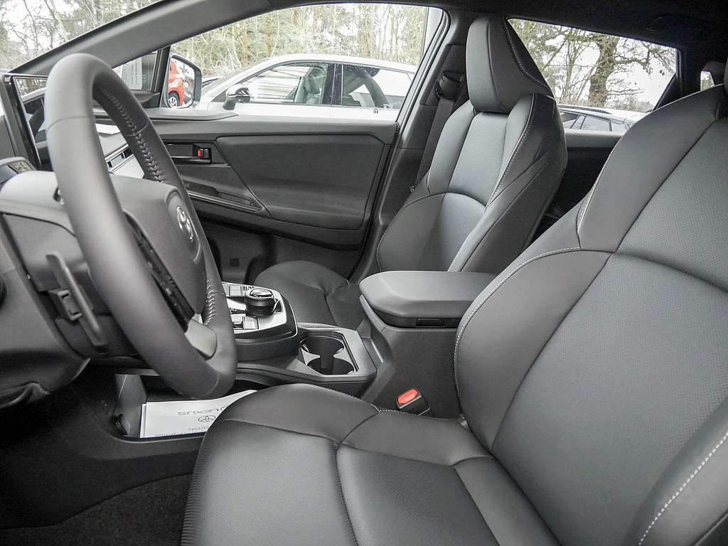 Fahrzeugansicht TOYOTA bZ4X AWD Lounge MJ26 - Bild 31