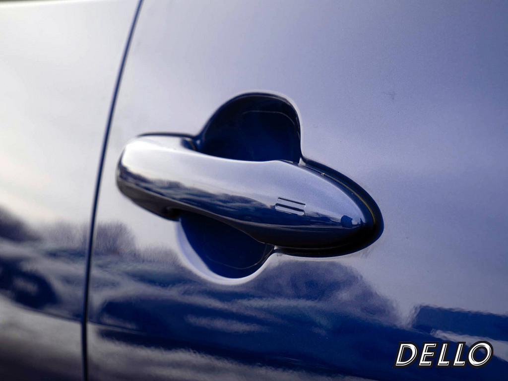 Fahrzeugansicht TOYOTA Yaris Hybrid 1.5 VVT-iE Teamplayer - Bild 4