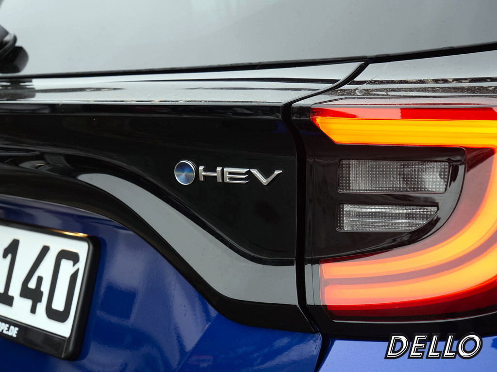 Fahrzeugansicht TOYOTA Yaris Hybrid 1.5 VVT-iE Teamplayer - Bild 7