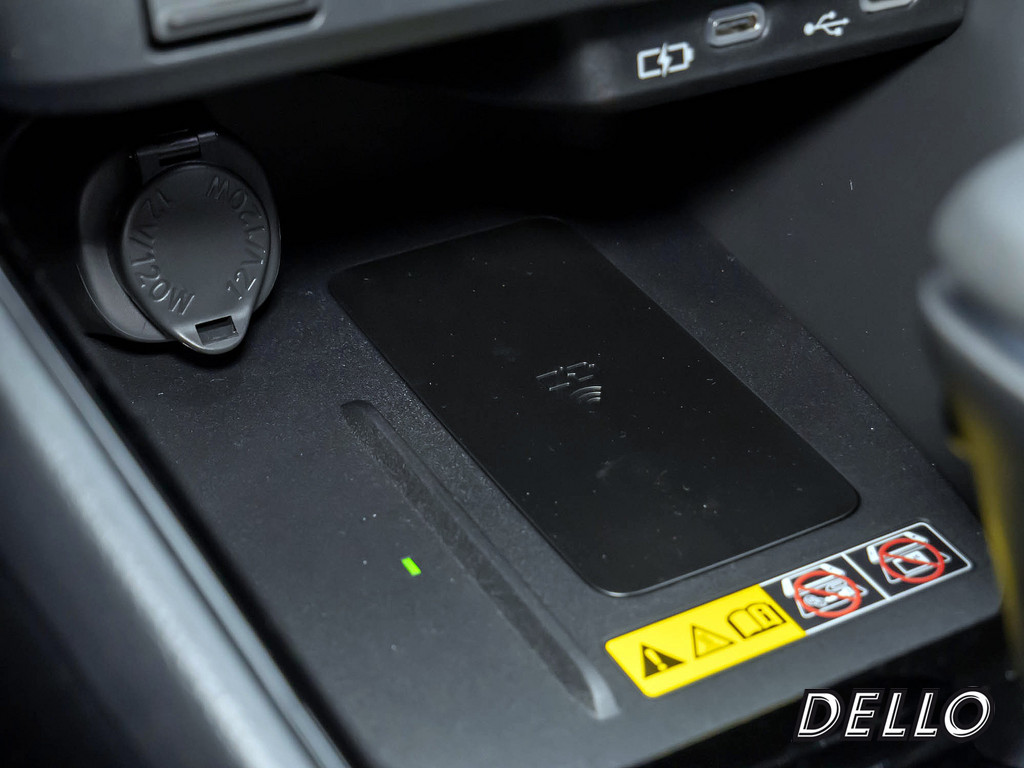 Fahrzeugansicht TOYOTA Yaris Hybrid 1.5 VVT-iE Teamplayer - Bild 17