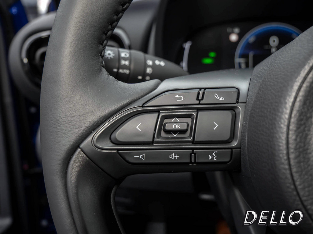 Fahrzeugansicht TOYOTA Yaris Hybrid 1.5 VVT-iE Teamplayer - Bild 22