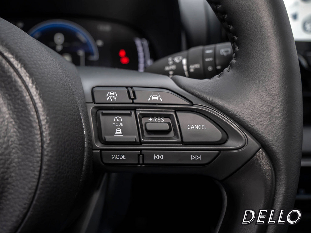 Fahrzeugansicht TOYOTA Yaris Hybrid 1.5 VVT-iE Teamplayer - Bild 24