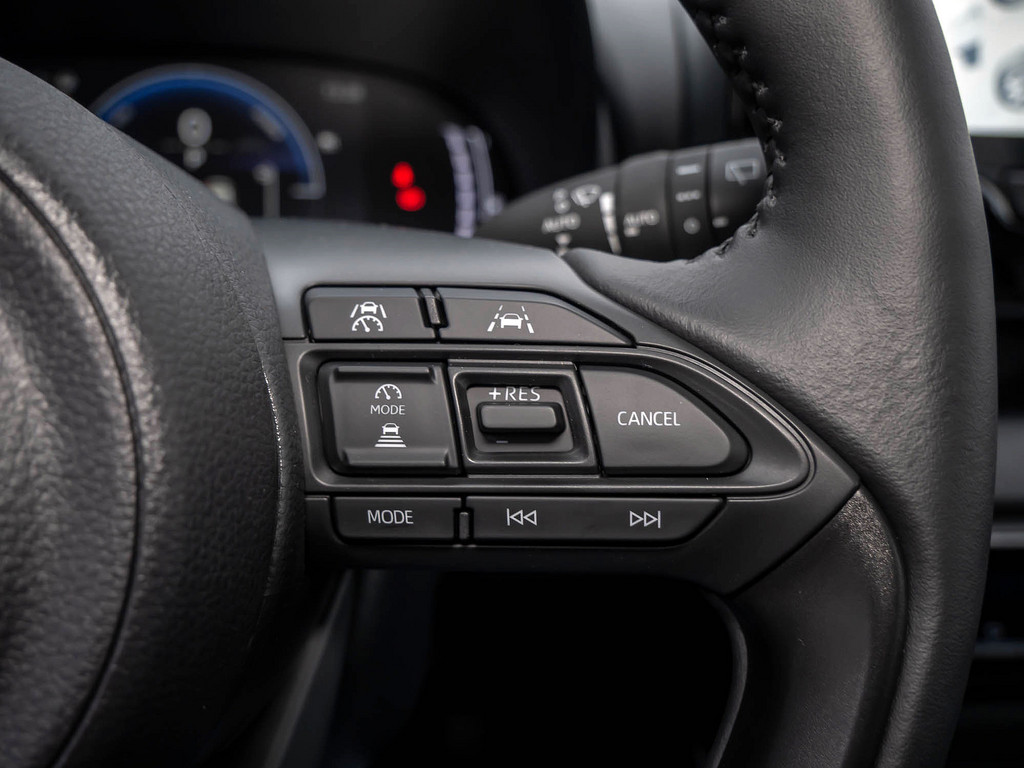 Fahrzeugansicht TOYOTA Yaris Hybrid 1.5 VVT-iE Teamplayer - Bild 24