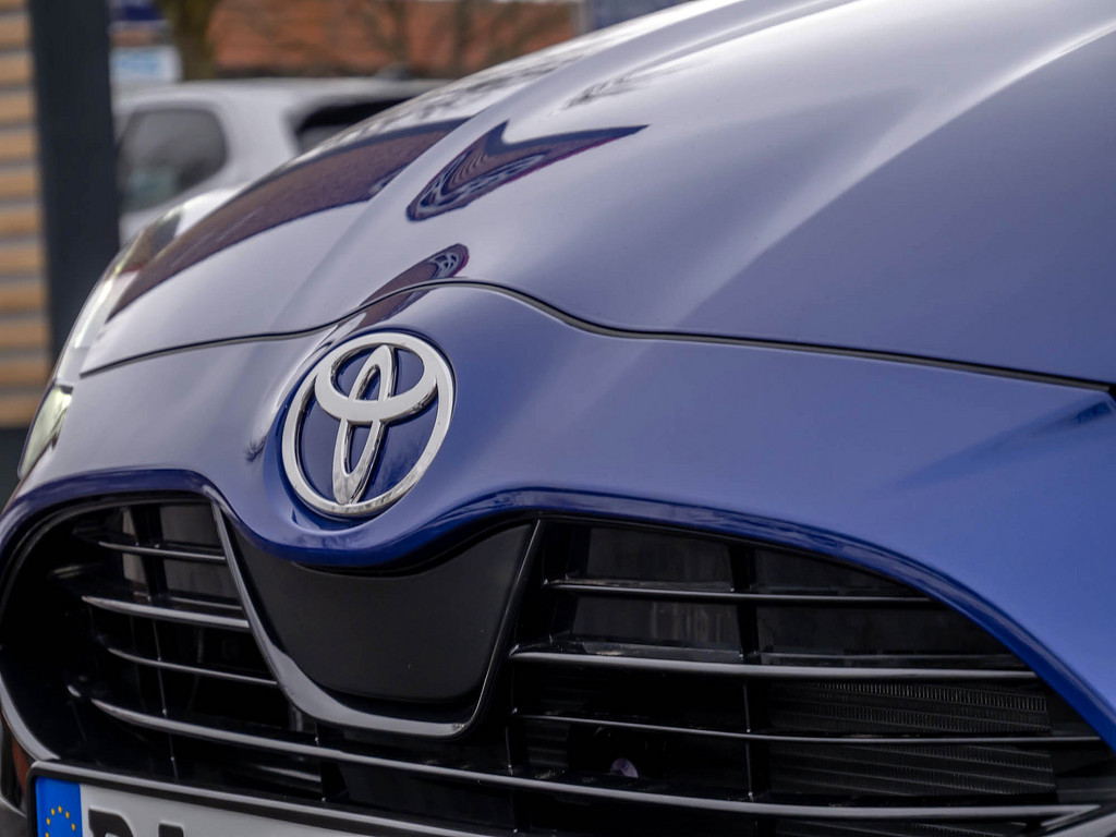 Fahrzeugansicht TOYOTA Yaris Hybrid 1.5 VVT-iE Teamplayer - Bild 28